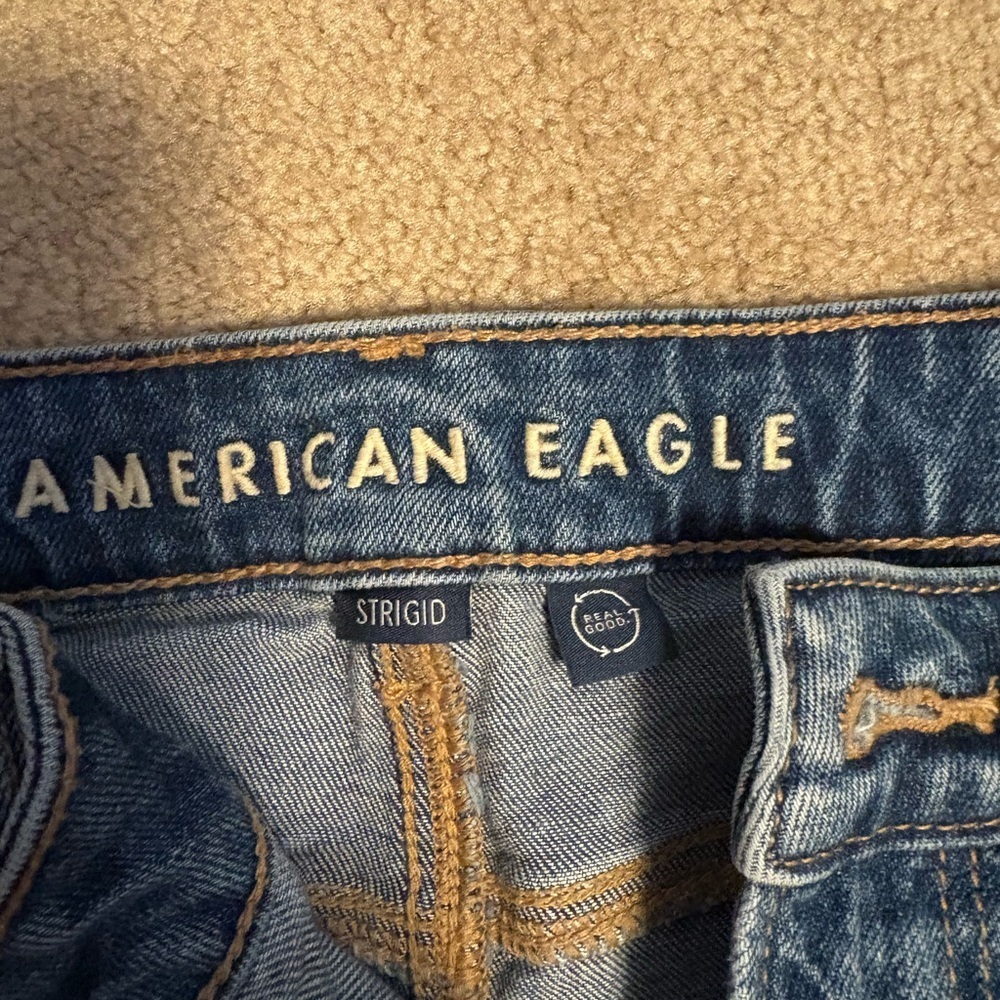 American Eagle Outfitters Classic Blue Straight Jeans women's size 4 - Picture 4 of 7
